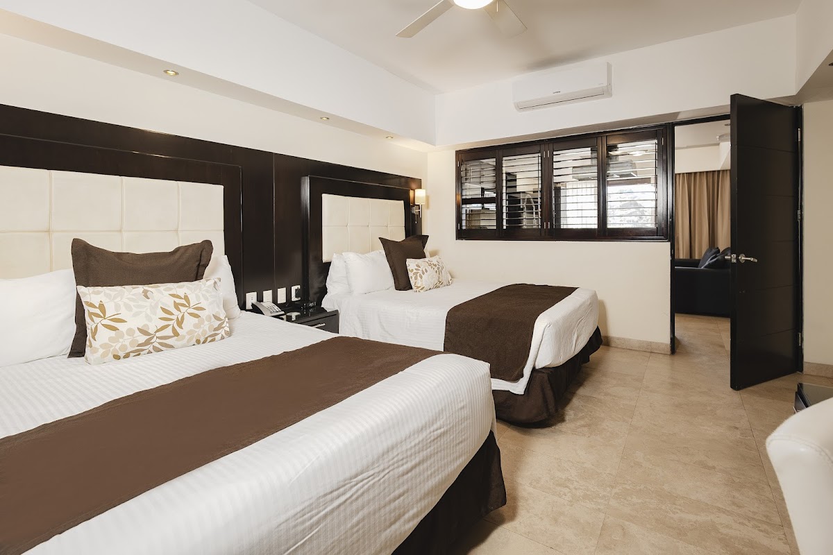 Marinaterra Hotel