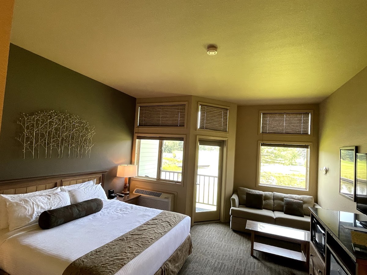 Meadow Lake Golf Resort