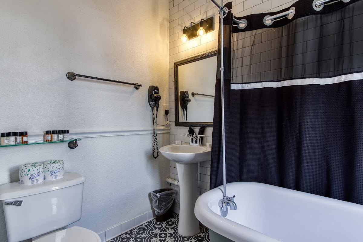 New Hotel Collection Cordova Inn