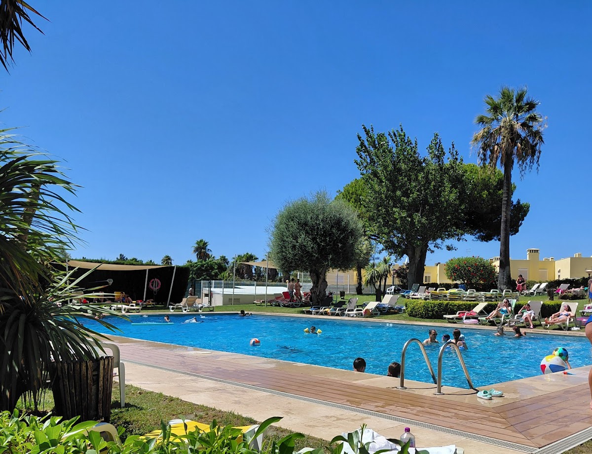 Oasis Village Parque Mourabel
