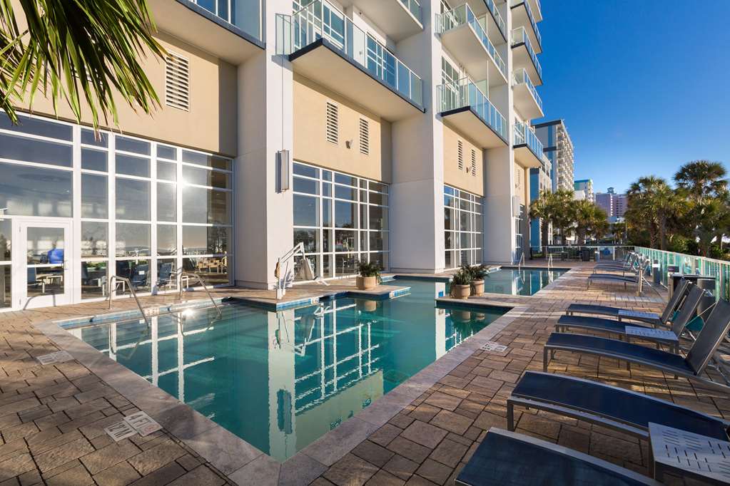Ocean 22, A Hilton Grand Vacations Club