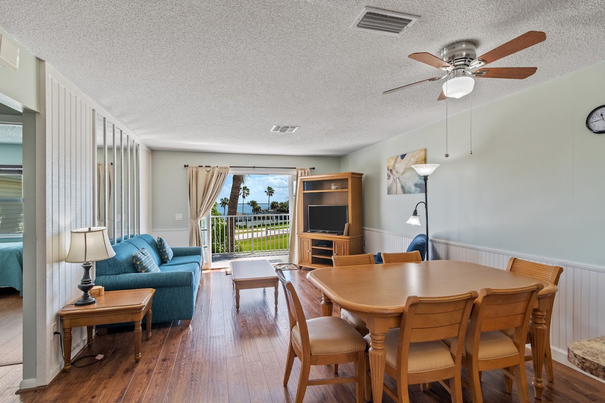 Oyster Pointe