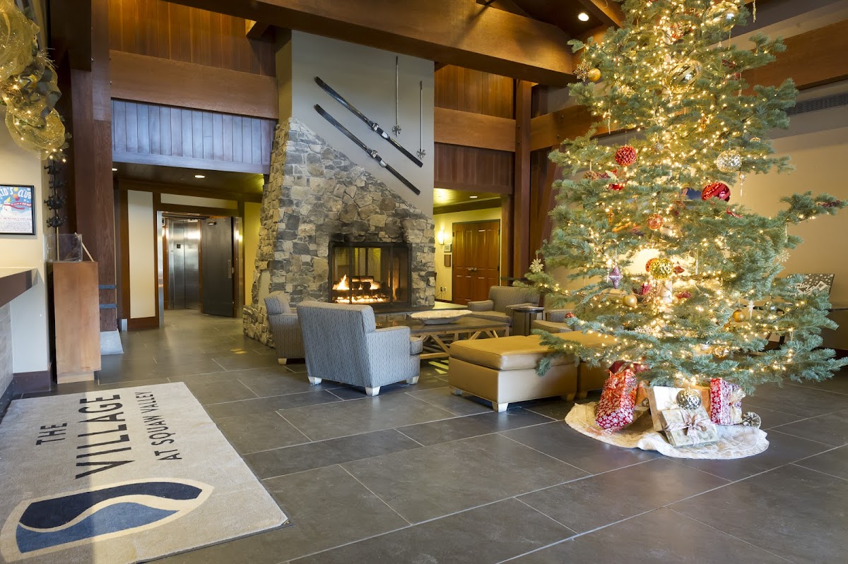 Palisades Tahoe Lodge
