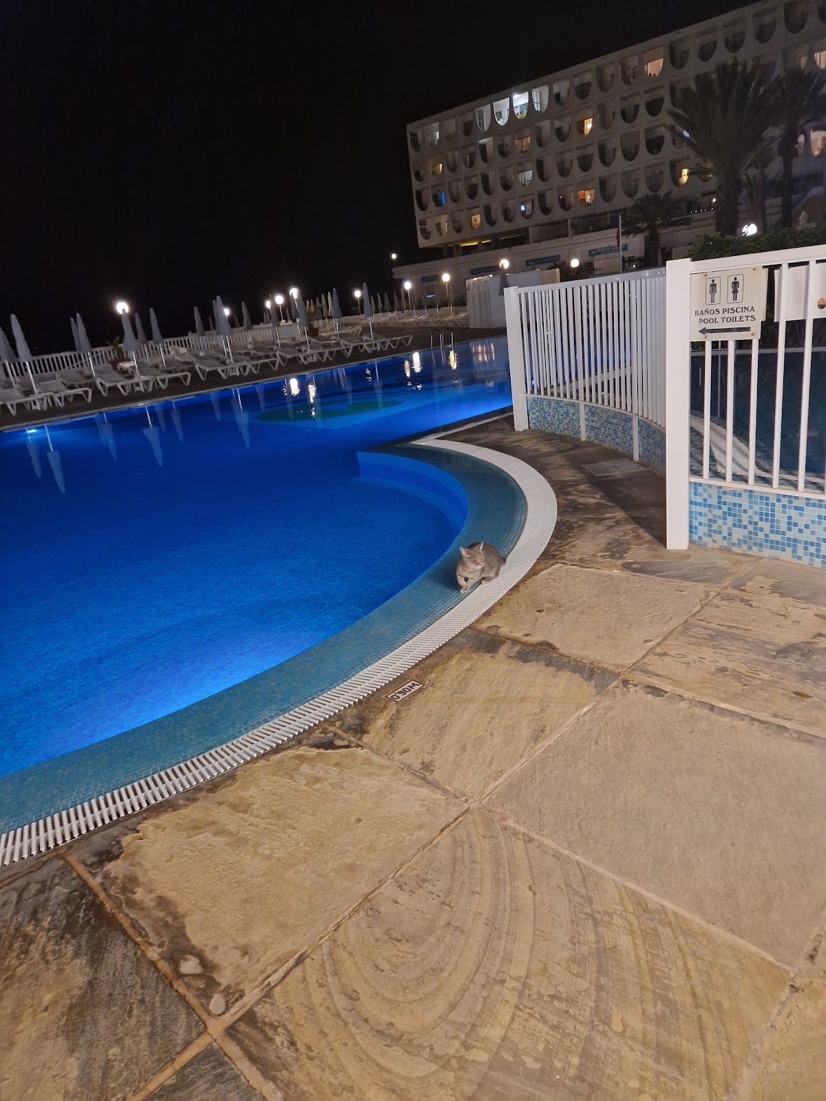 Pearly Grey Ocean Club