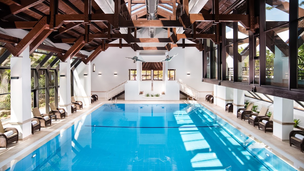 Pine Cliffs Resort