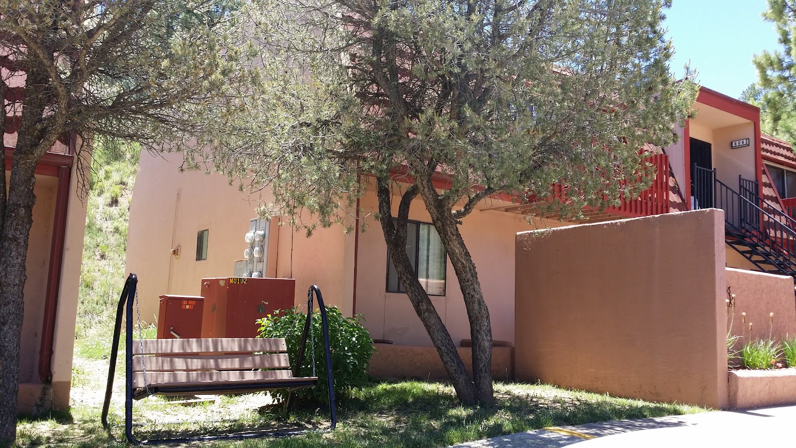 Pinecliff Village