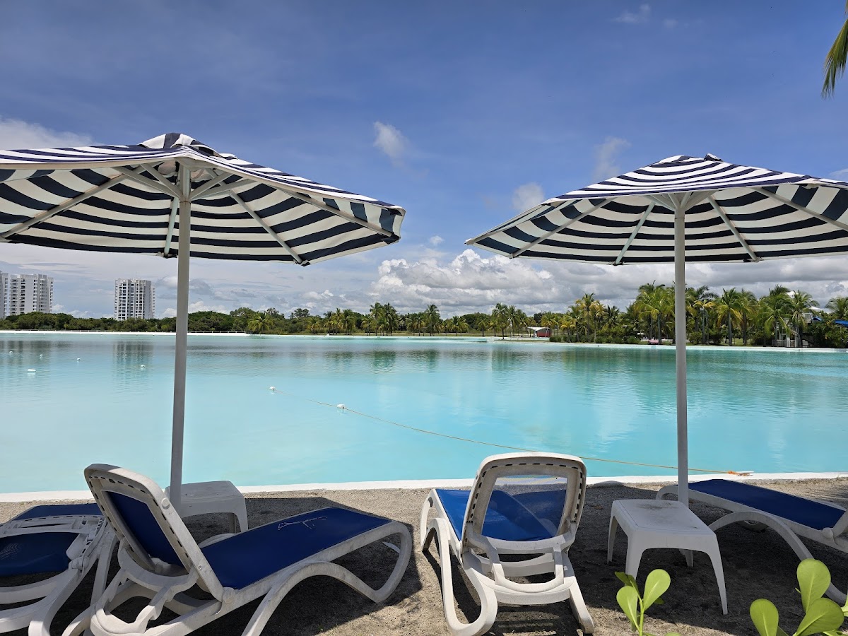 Playa Blanca Beach Resort y SPA