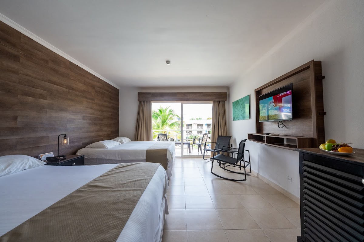 Playa Blanca Beach Resort y SPA