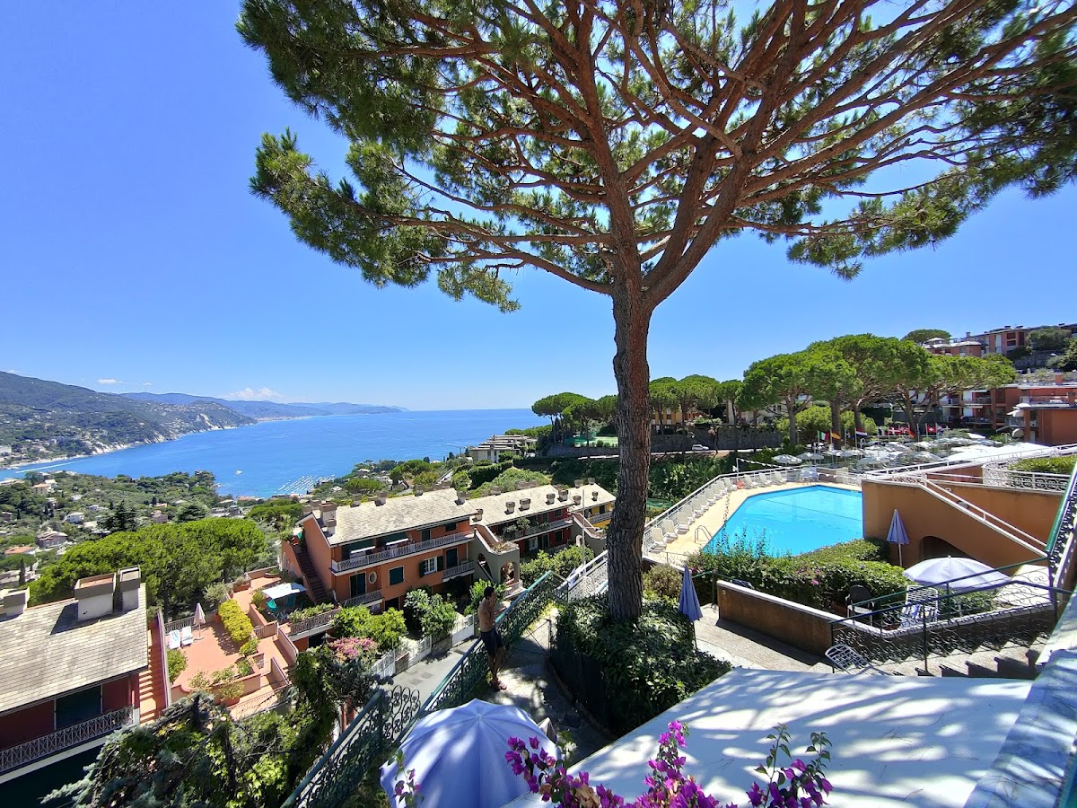 Portofino Est Residence