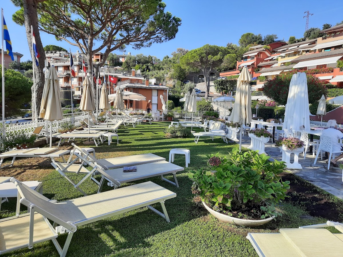 Portofino Est Residence