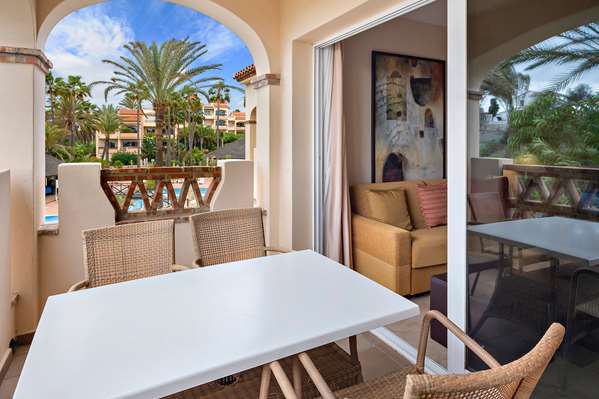 Ramada Hotel and Suites Marina Park