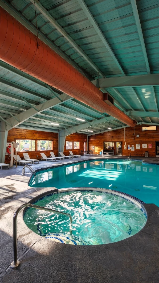 Roundhouse Resort