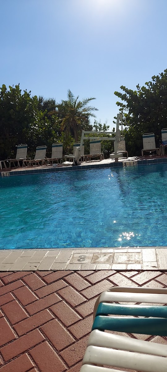 Sand Pebble Resort