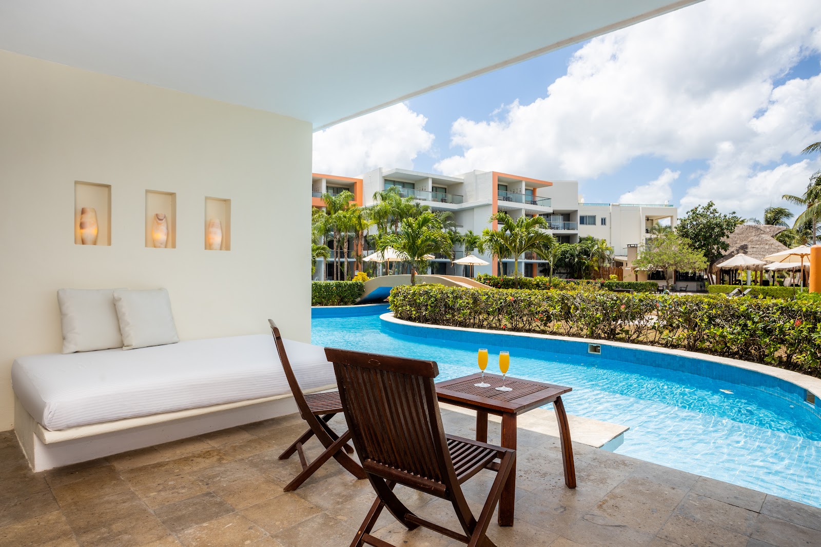 Secrets Aura Cozumel