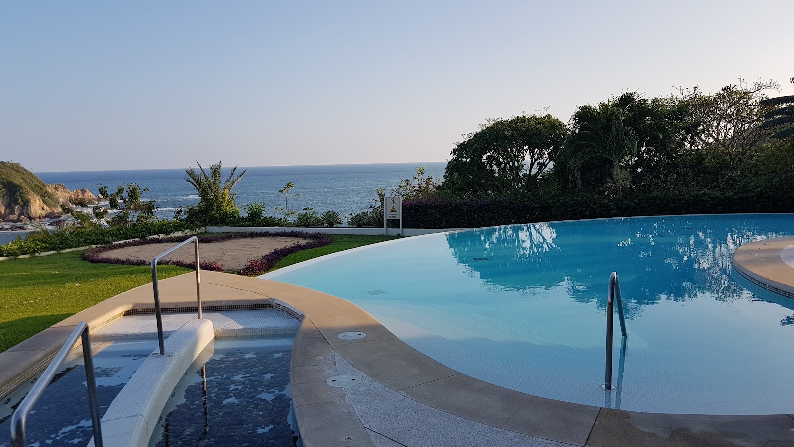 Secrets Huatulco Resort & Spa