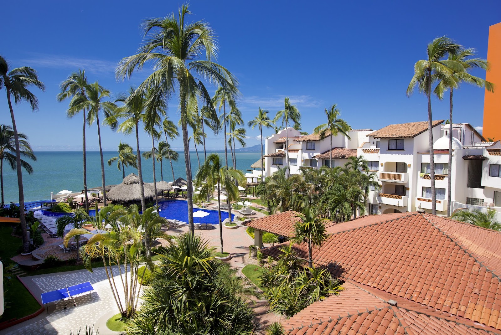 Shell Vacations Club @ Plaza Pelicanos Grand Beach Resort - Mexico