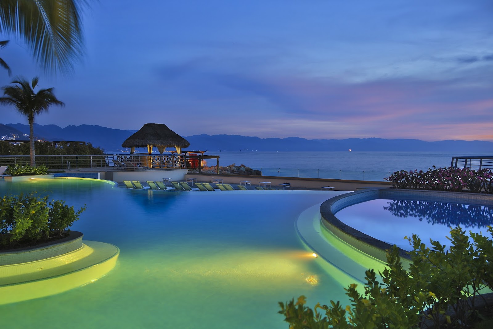 Shell Vacations Club @ Sunset Plaza Beach Resort and Spa