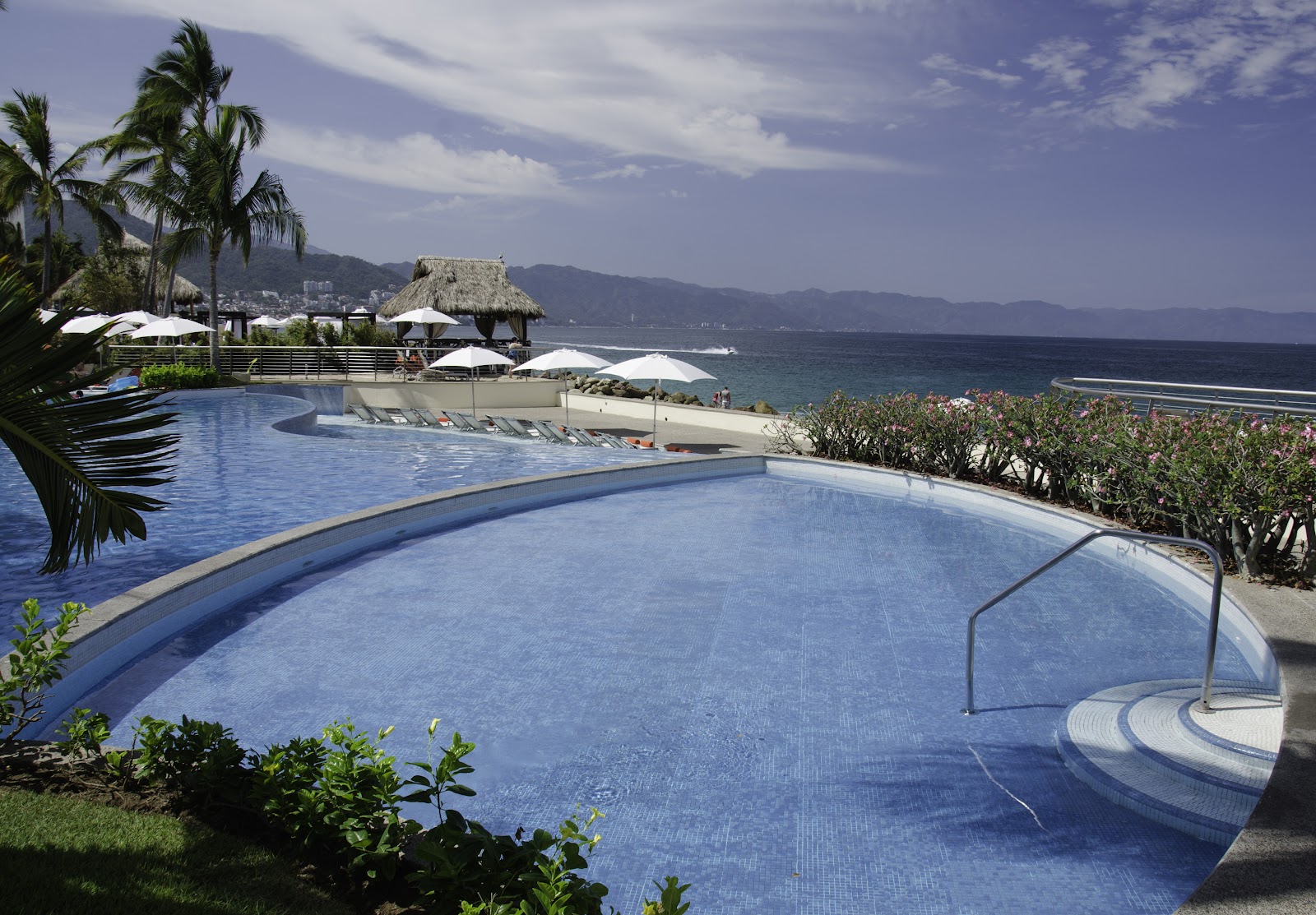 Shell Vacations Club @ Sunset Plaza Beach Resort and Spa