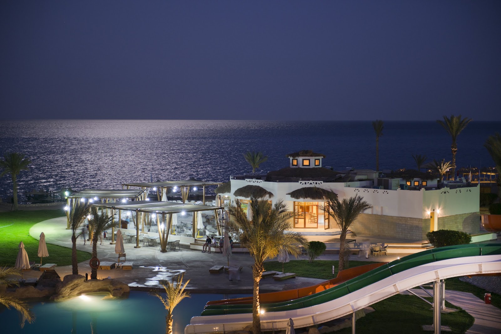 Shores Amphoras Resort