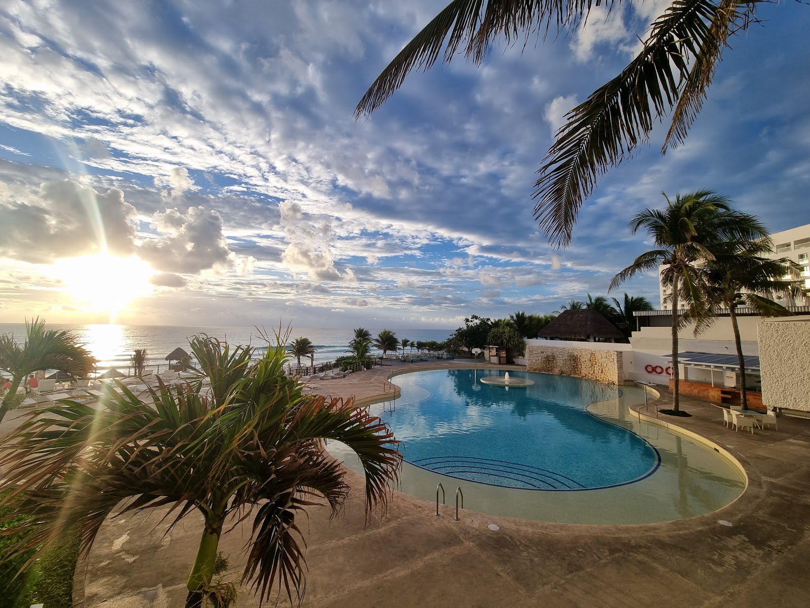 Sunset Royal Beach - Mexico