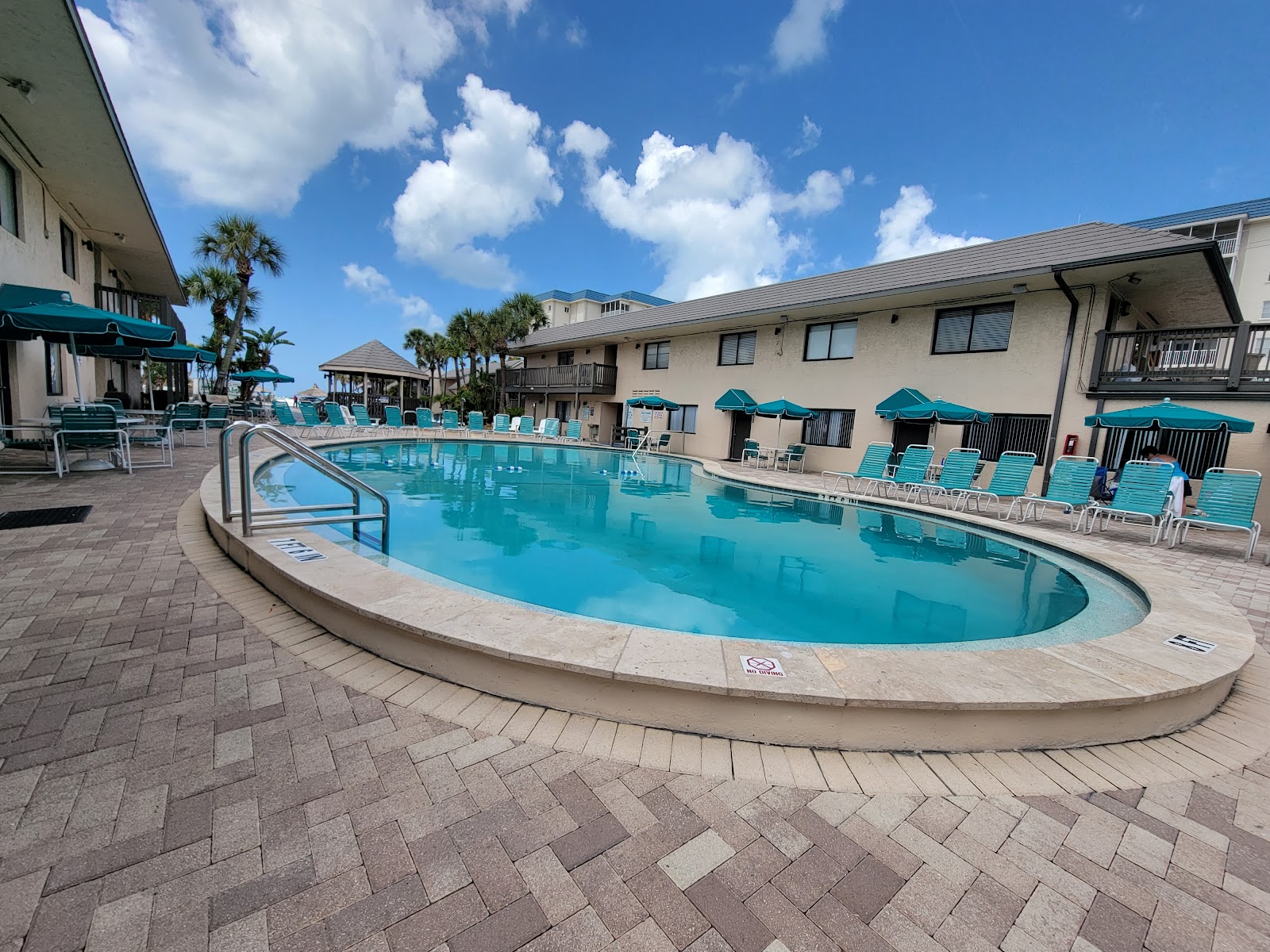 Suntide Island Beach Club