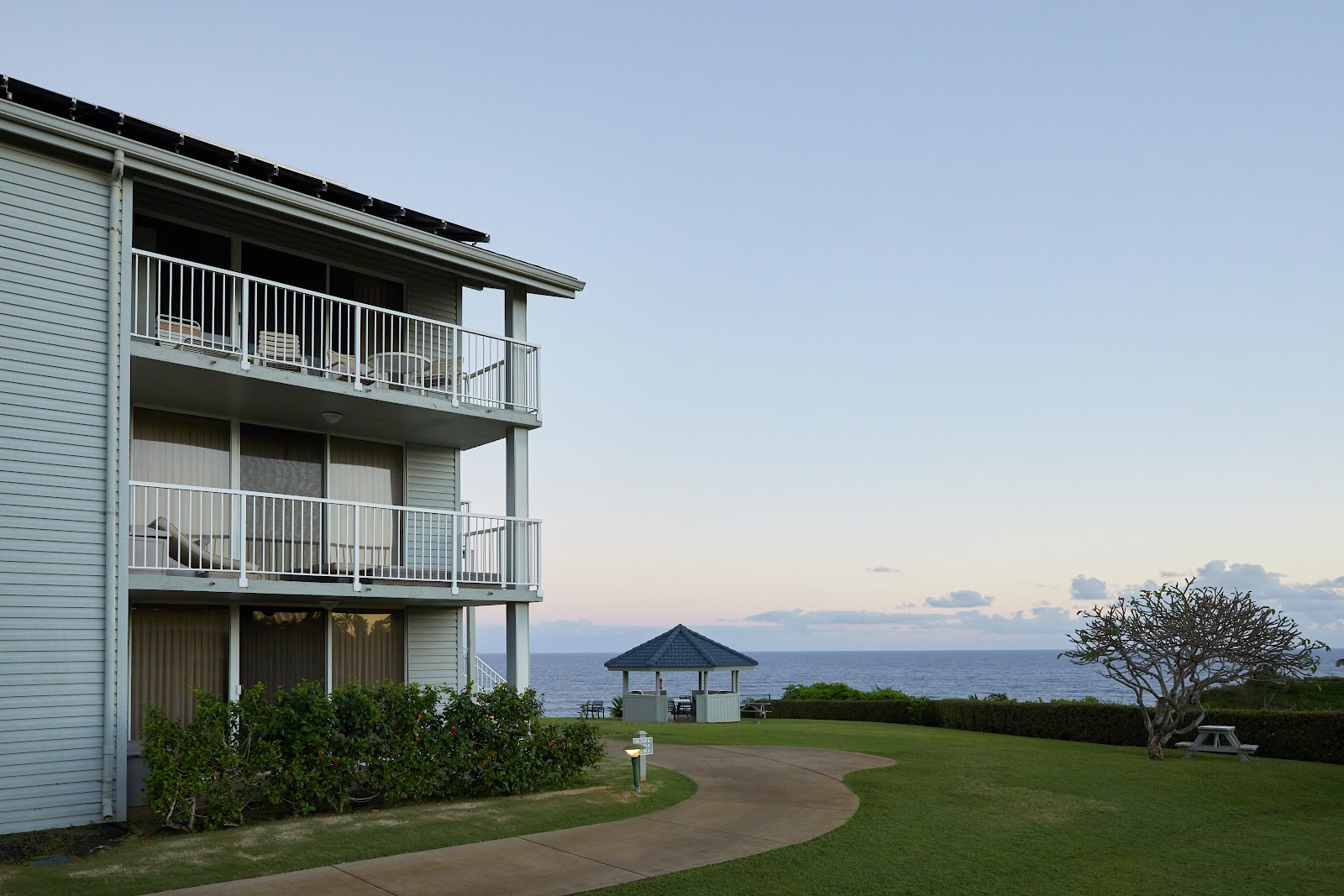 The Cliffs Club