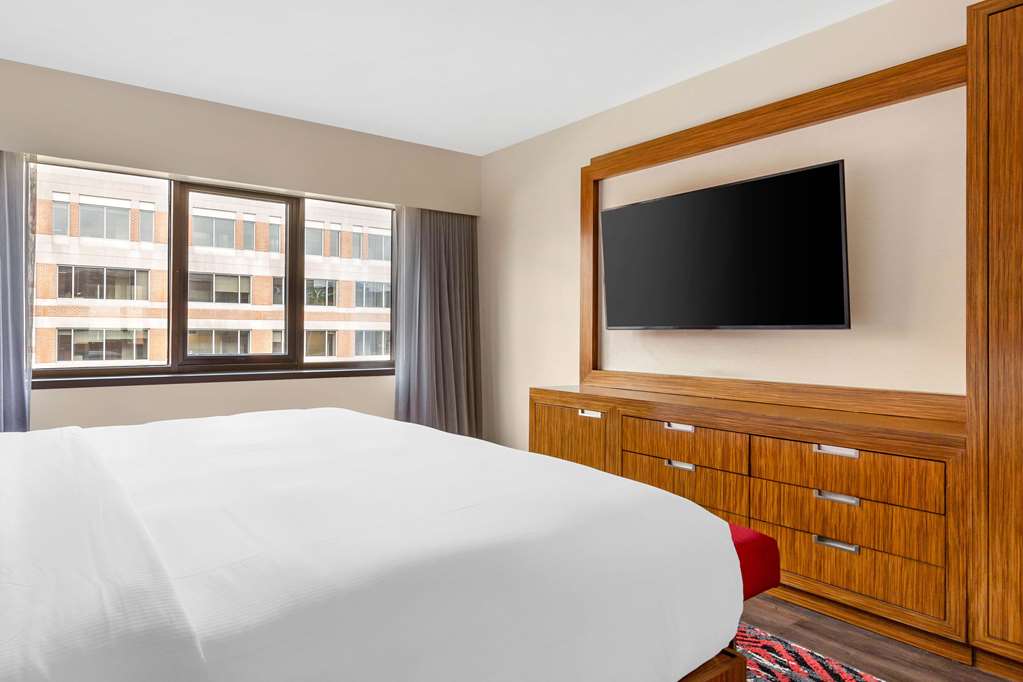 The District, A Hilton Club