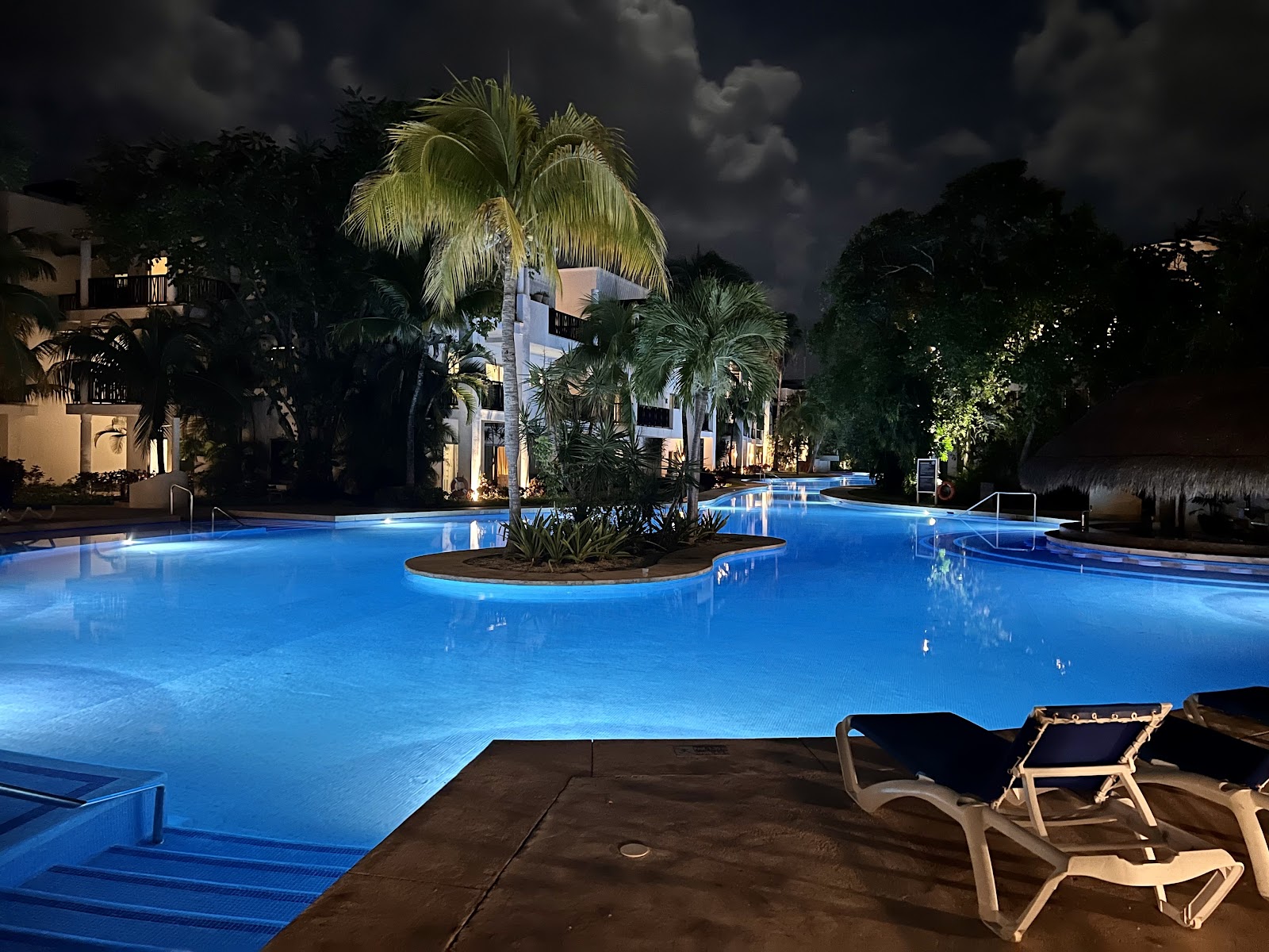The Fives Beach Hotel - Á la Carte All Inclusive