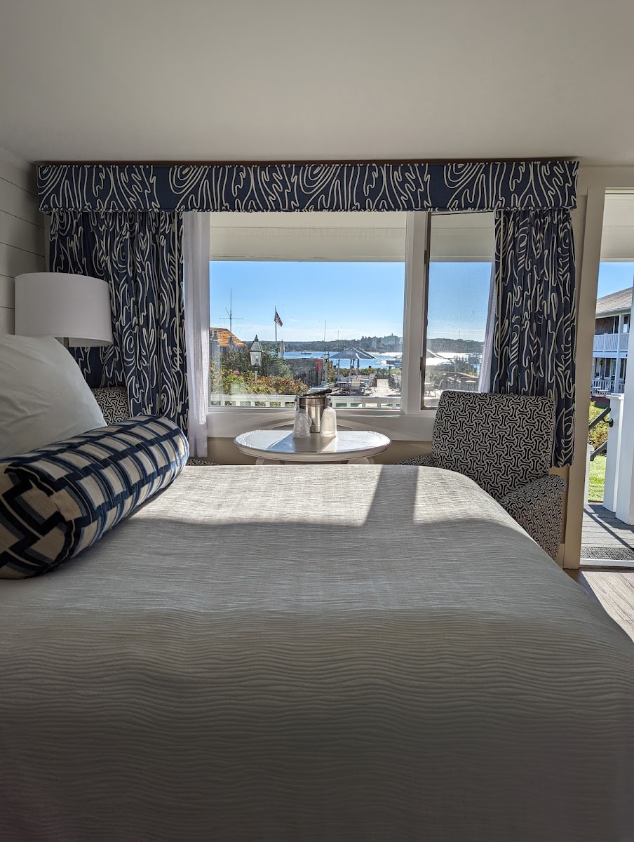 The Harborside Inn