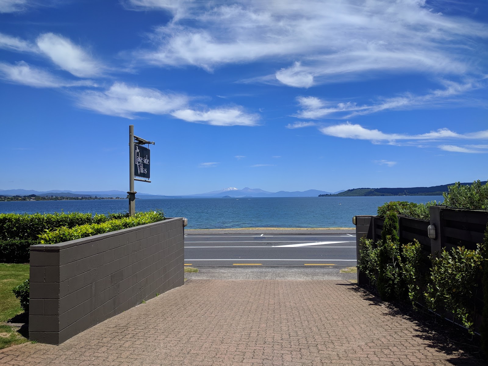 The Lakeside Villas