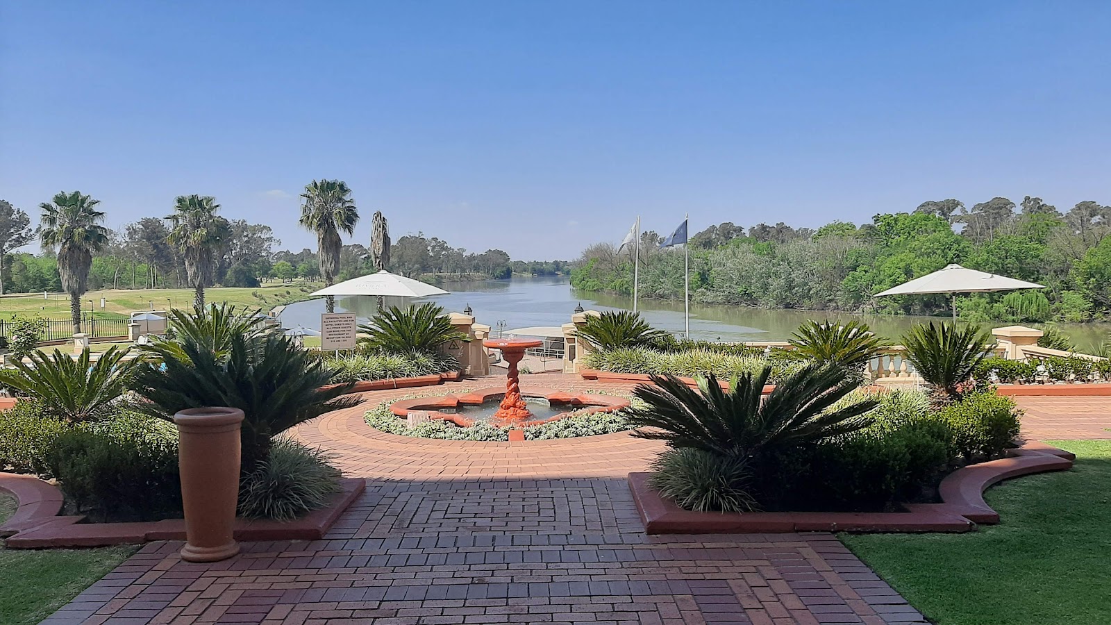 The Riverside Hotel & Spa