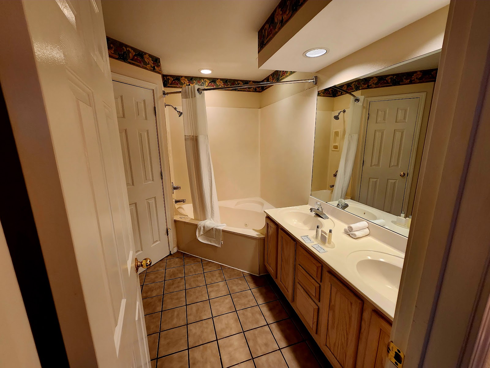 The Suites at Fall Creek