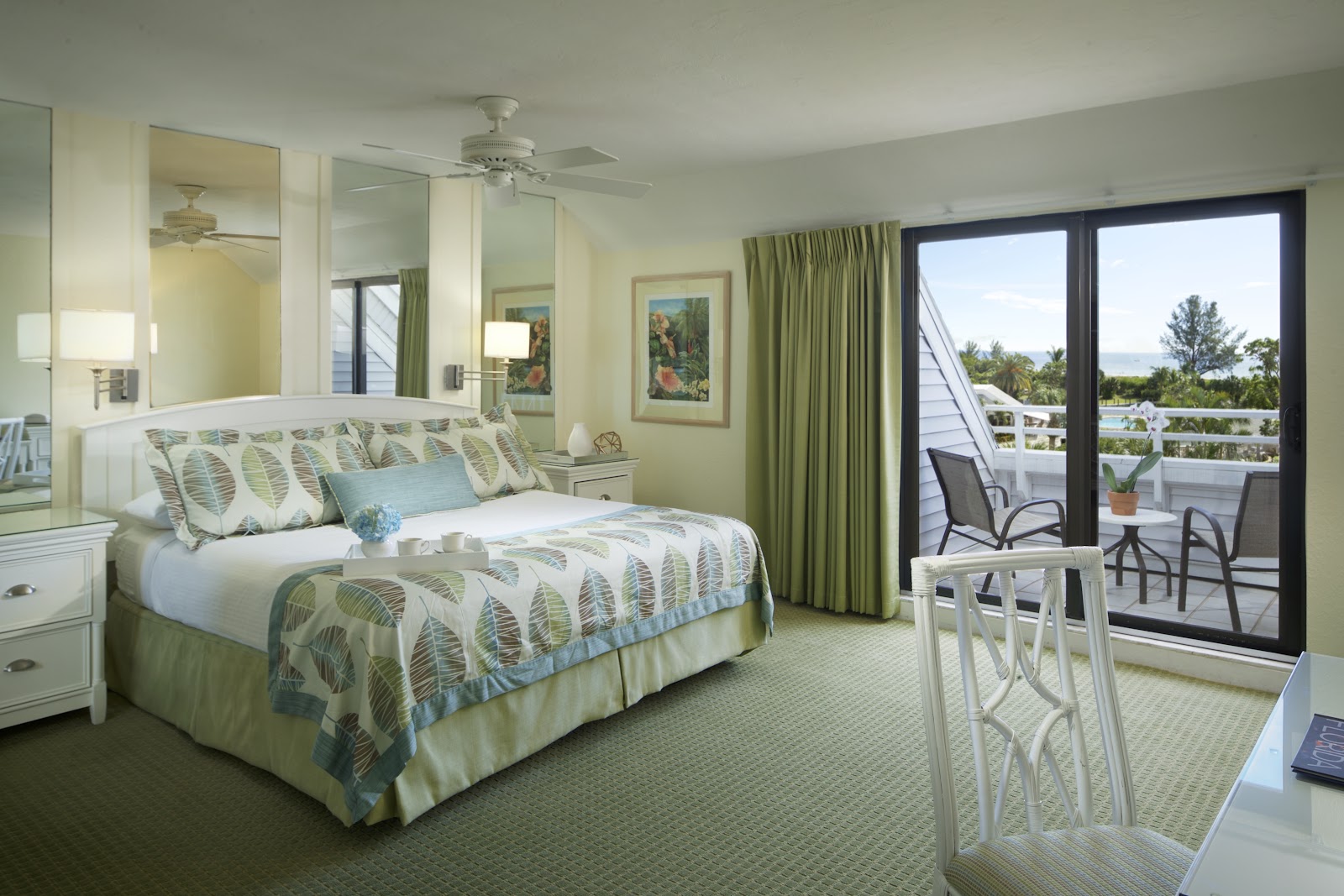 Tortuga Beach Club Resort