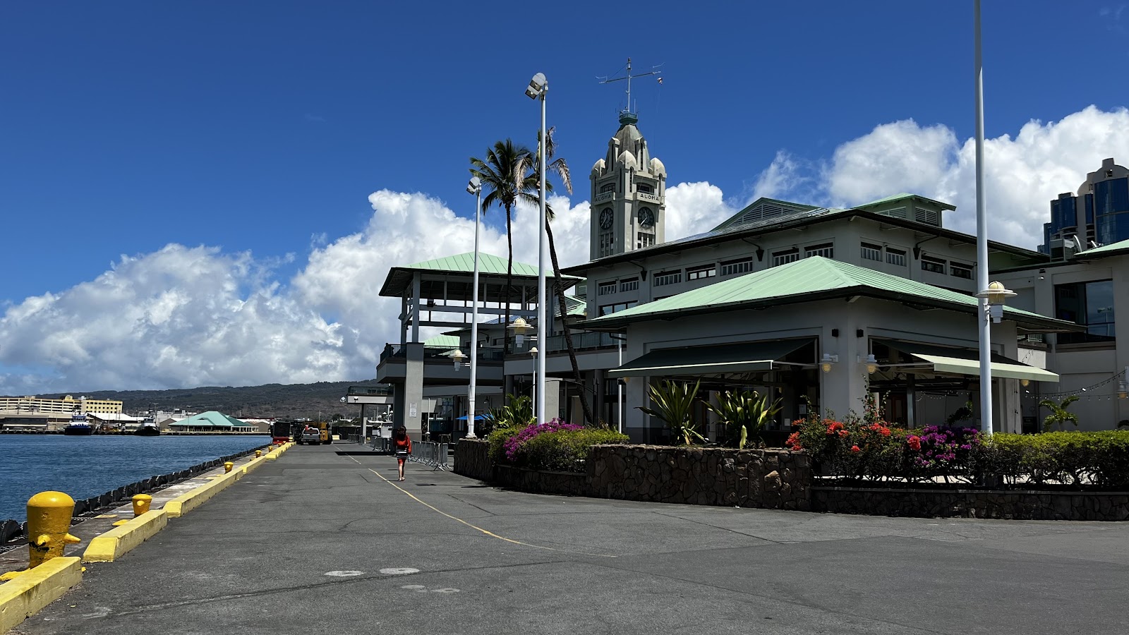 Vacation Internationale Aloha Towers - United States