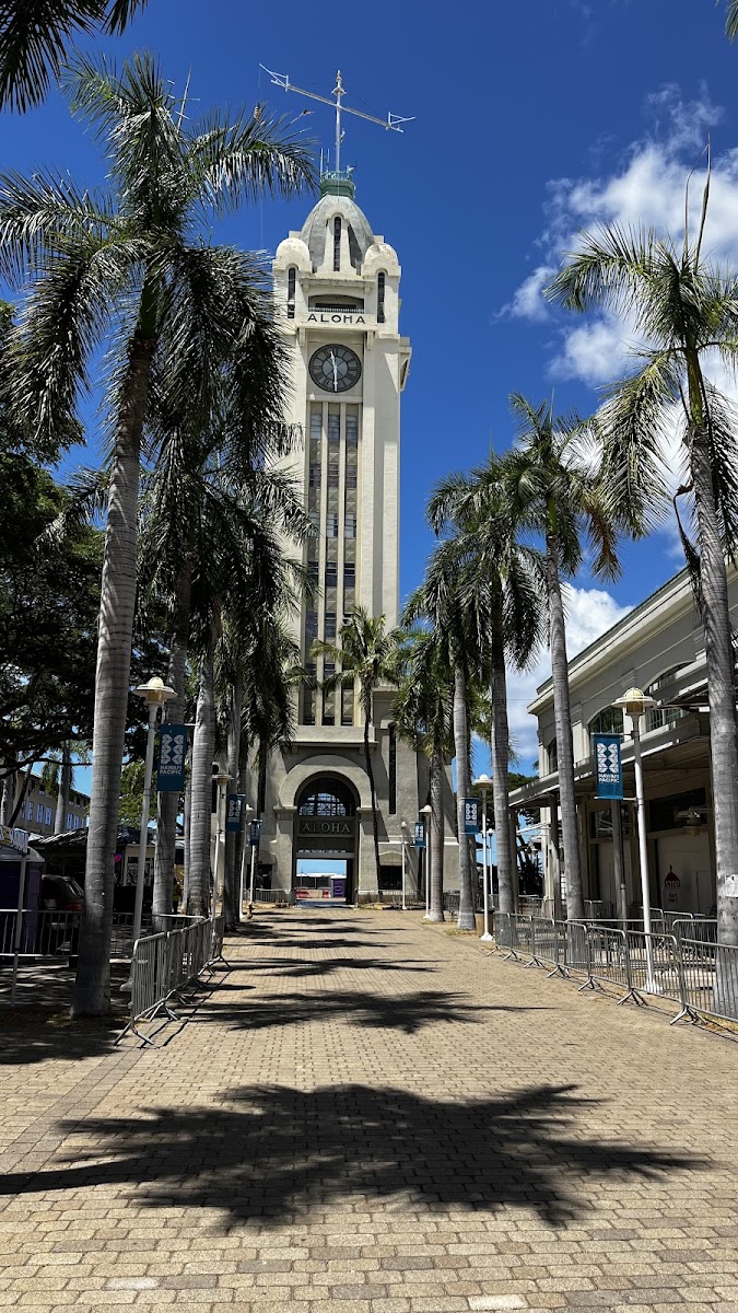 Vacation Internationale Aloha Towers - United States