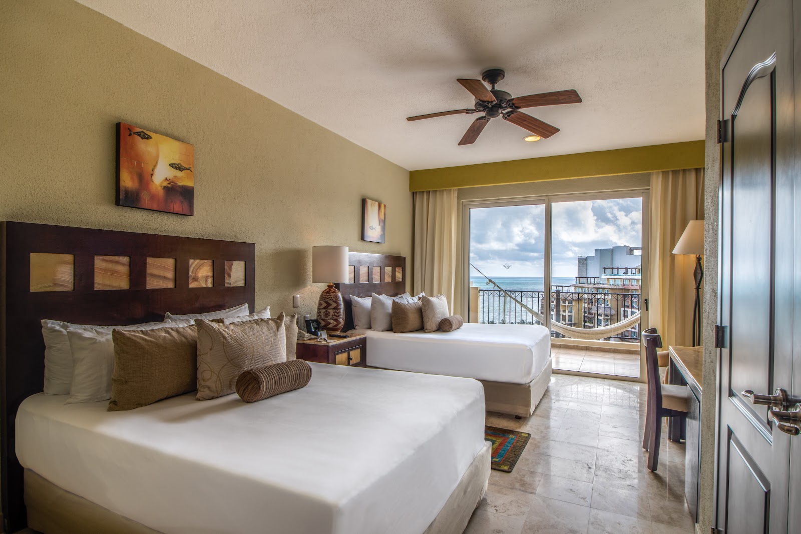 Villa del Palmar Cancun