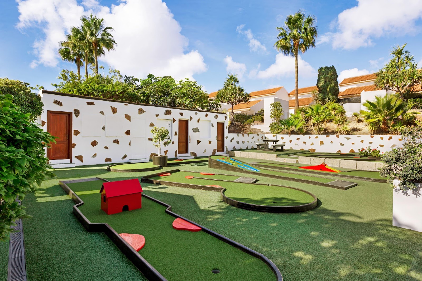 Wyndham Residences at Sunningdale Village