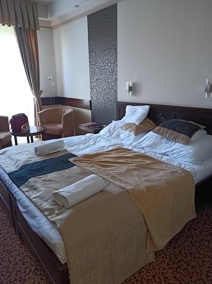 Apollo Thermal Apartments