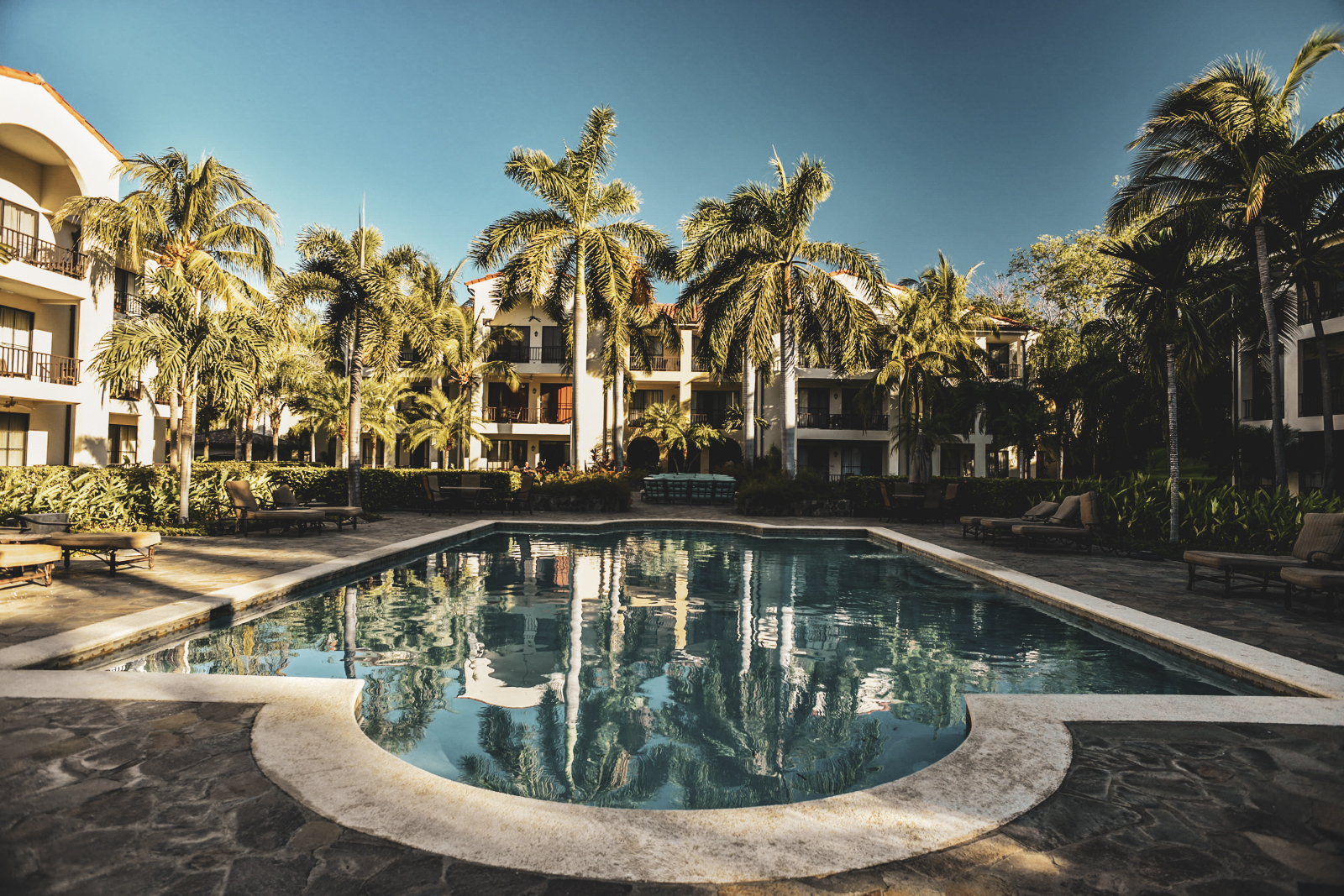 Breeze Private Residences Club