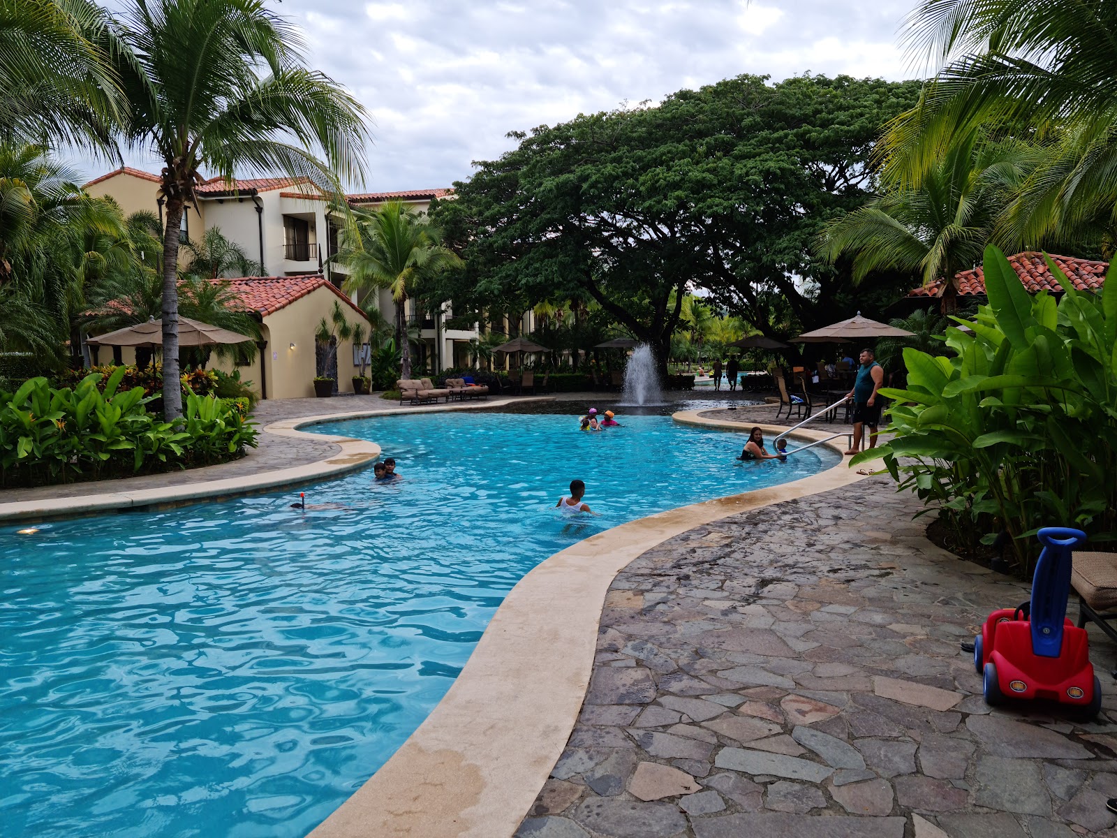 Breeze Private Residences Club
