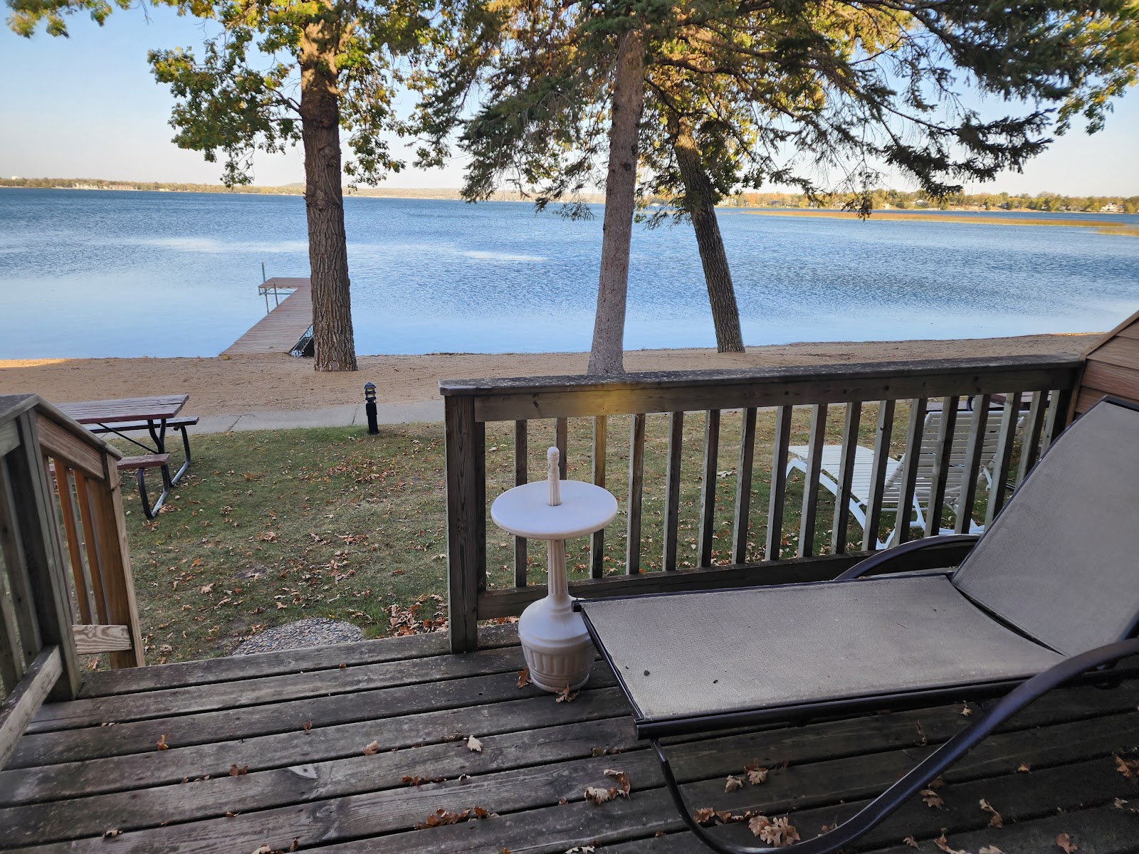 Breezy Shores Resort &