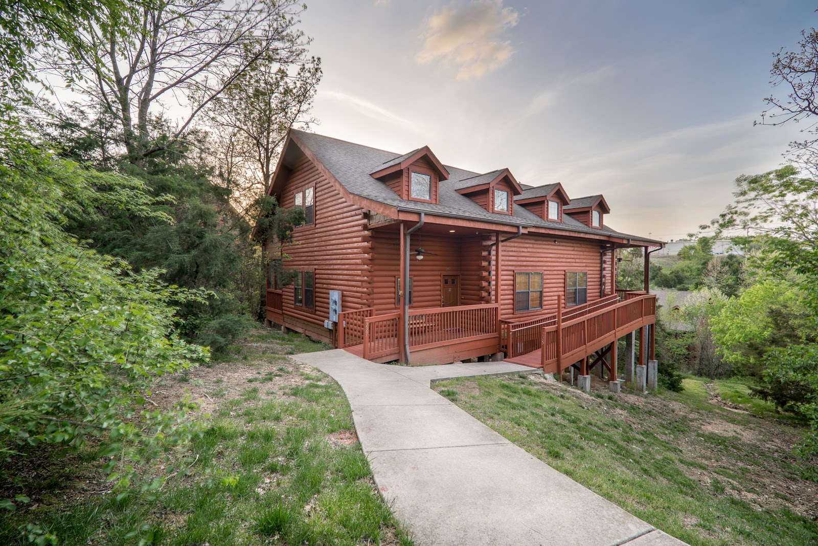 Cabins at Grand Mountain by Thousand Hills Vacations