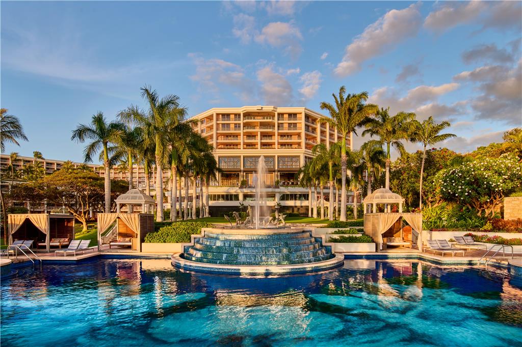 Casa Blanca Resort