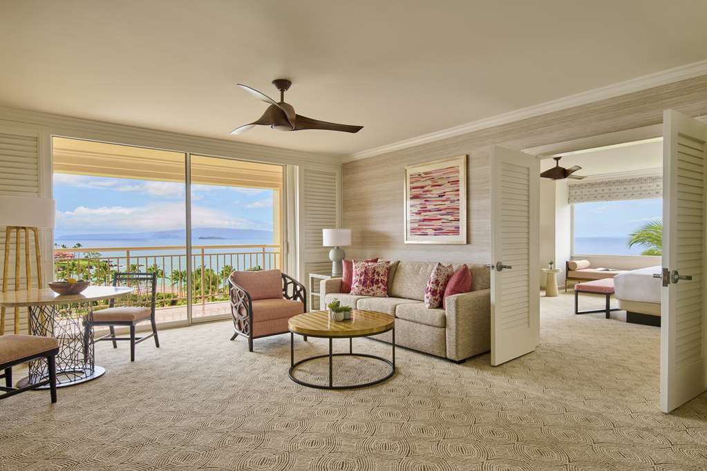 Casa Blanca Resort