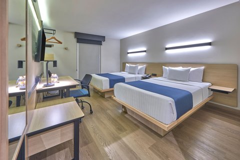 City Express Suites by Marriott Playa del Carmen