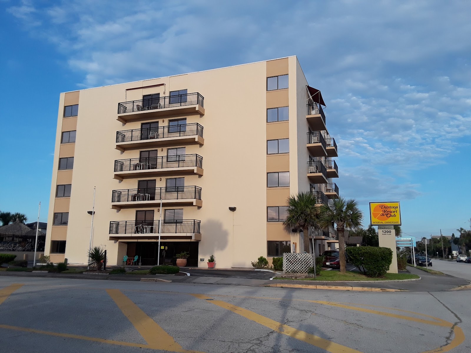 Daytona Resort and Club