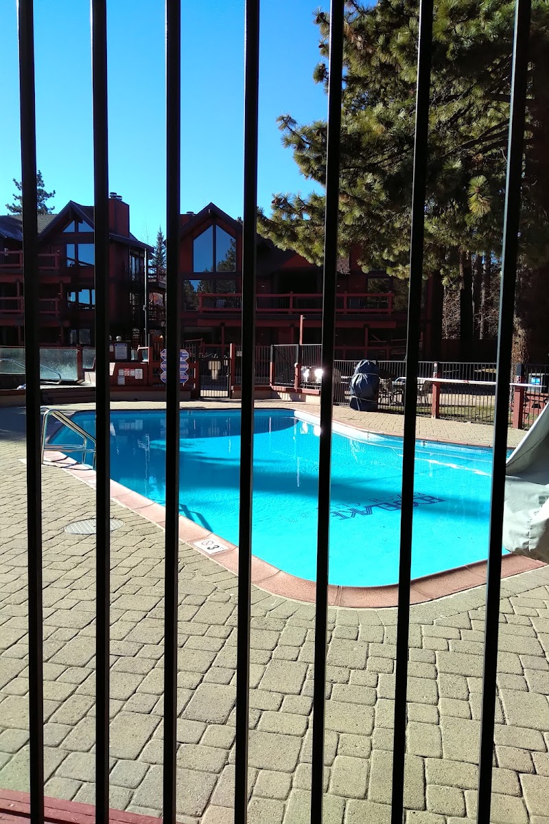 Edgelake Beach Club
