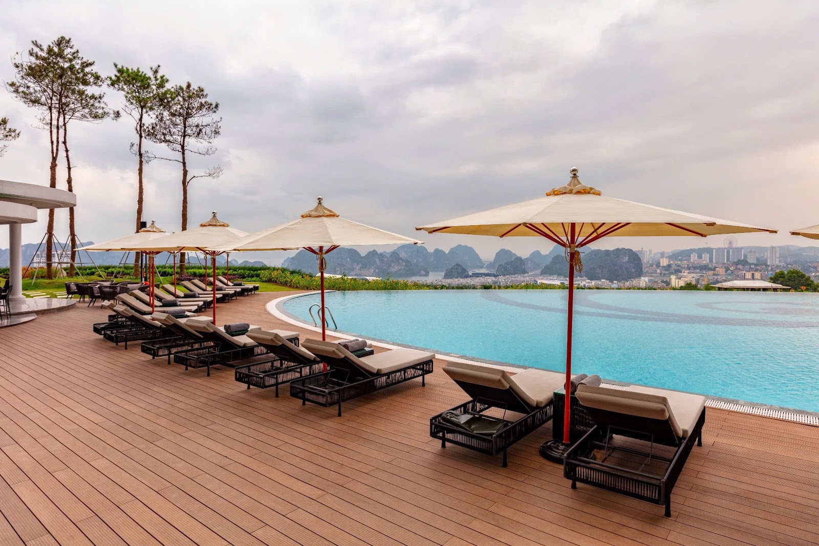 Flc Grand Hotel Ha Long Van Nghe Hill Hong Ha Ward Ha Long City