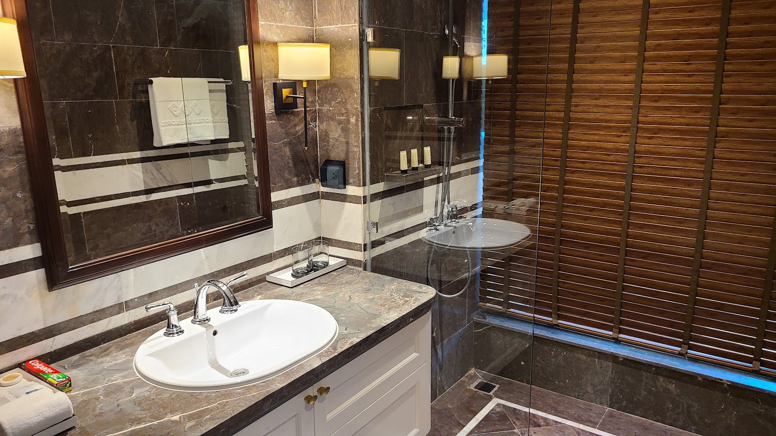 Flc Grand Hotel Ha Long Van Nghe Hill Hong Ha Ward Ha Long City