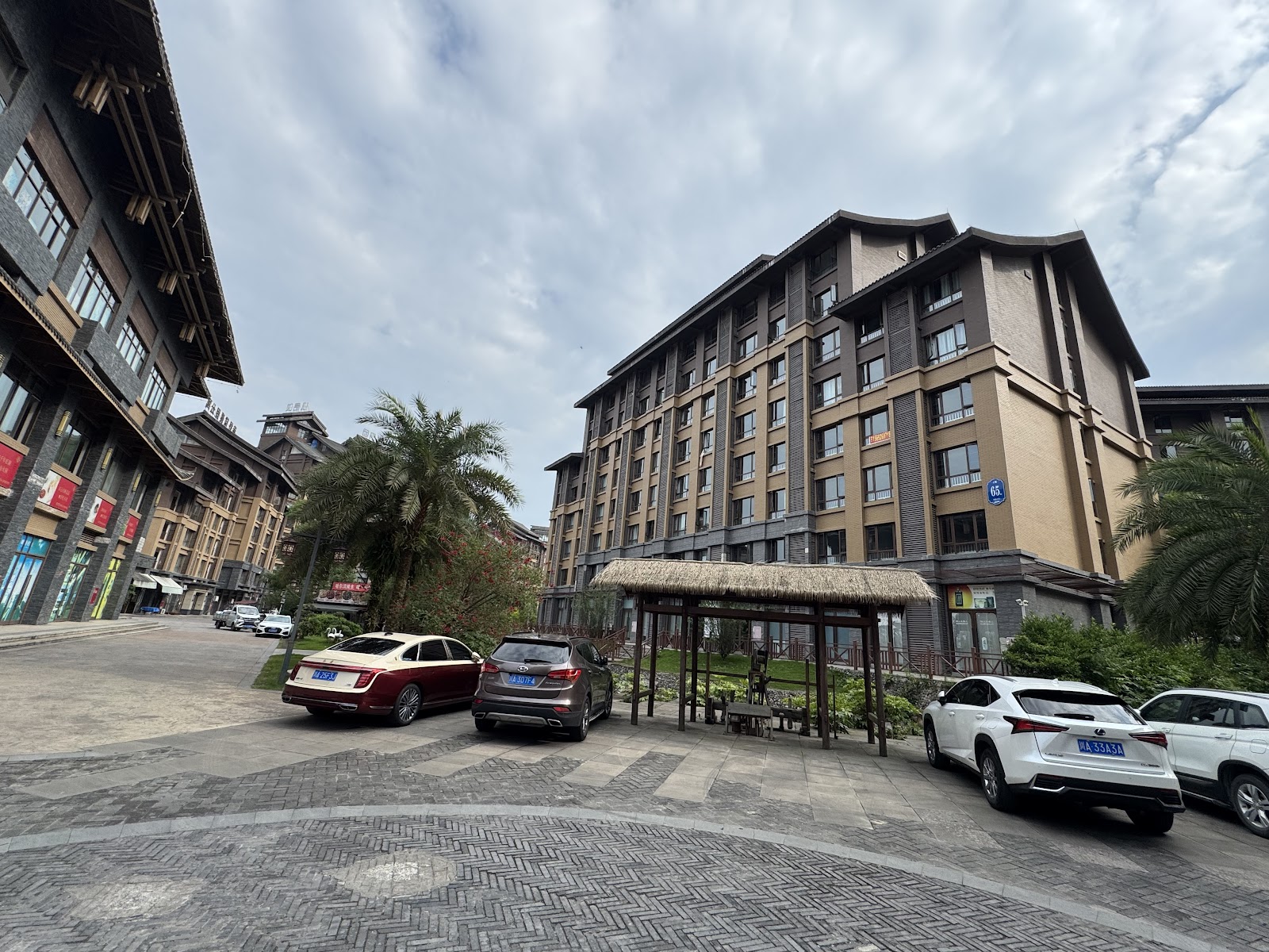 Emeishan Yinxiang Yuquanwan Hotel